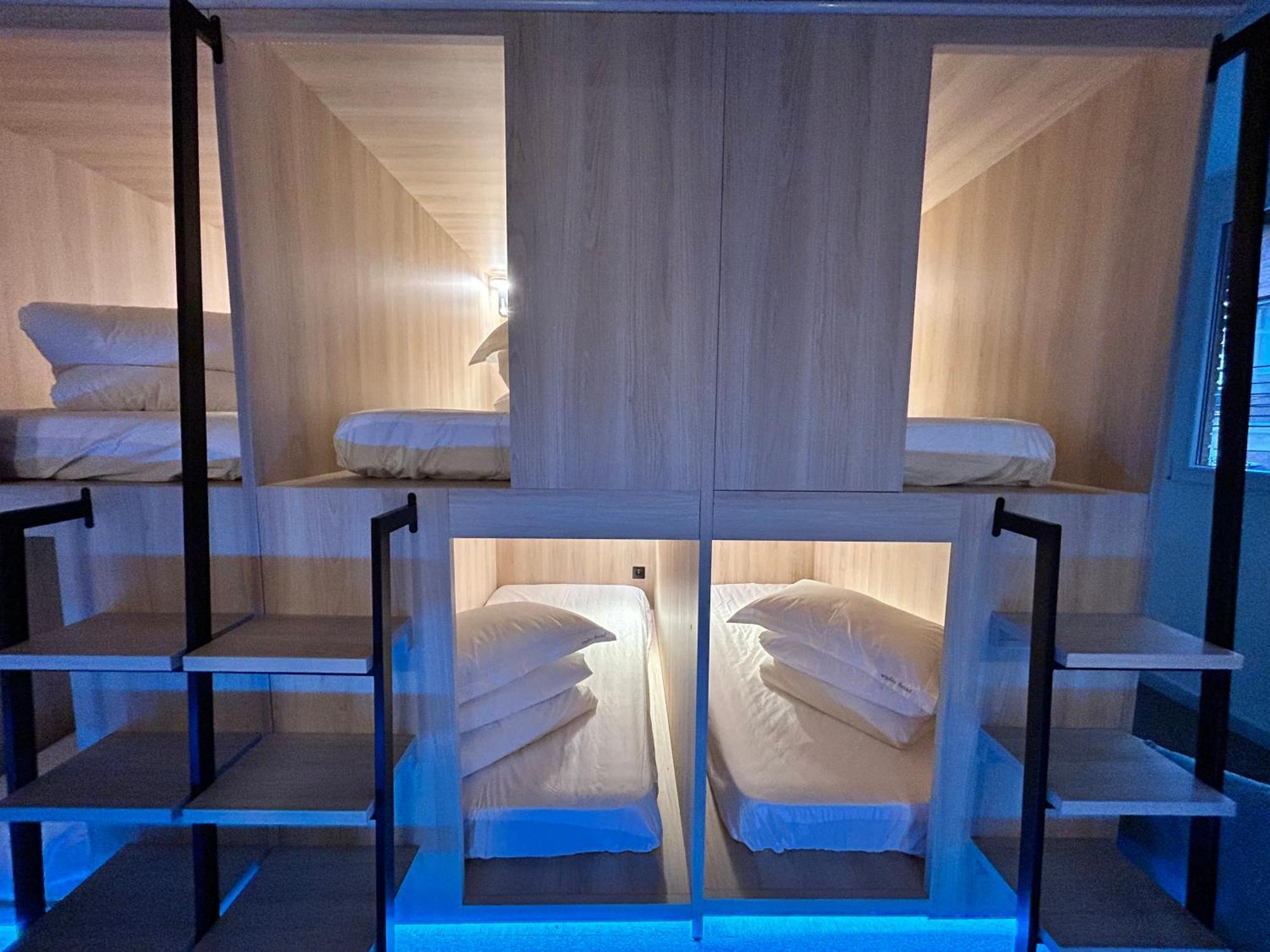 Unplan Hostel Madrid Eksteriør bilde