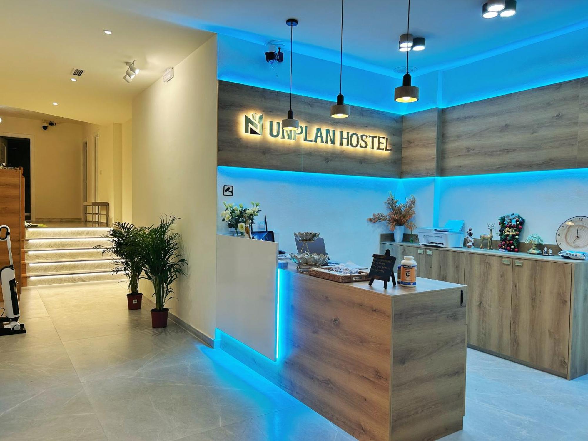 Unplan Hostel Madrid Eksteriør bilde